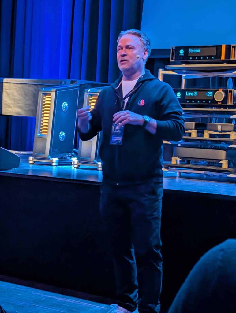 B&oslash;rresen M8 Gold Signature Loudspeaker And Aavik M-880 Mono Amplifier Launch Event with audio group denmark