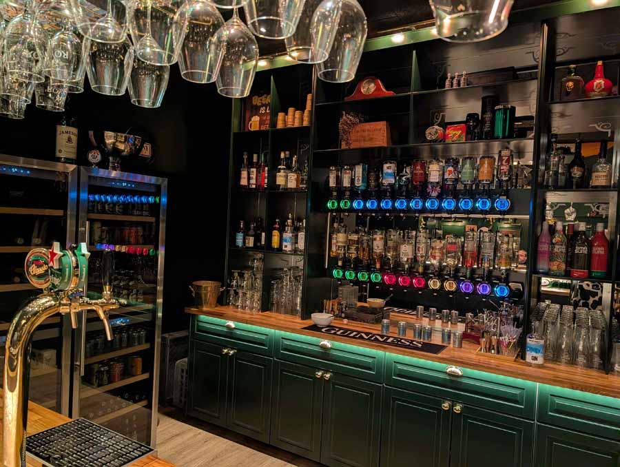 B&oslash;rresen M8 Gold Signature Loudspeaker And Aavik M-880 Mono Amplifier Launch Event with audio group denmark