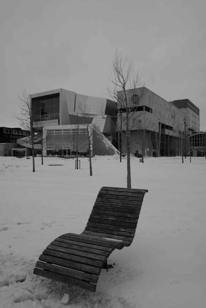 B&oslash;rresen M8 Gold Signature Loudspeaker And Aavik M-880 Mono Amplifier Launch Event with audio group denmark