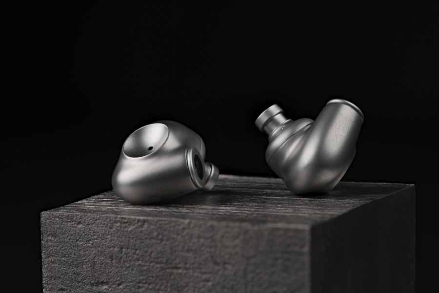 Meze Audio ASTRU IEMs